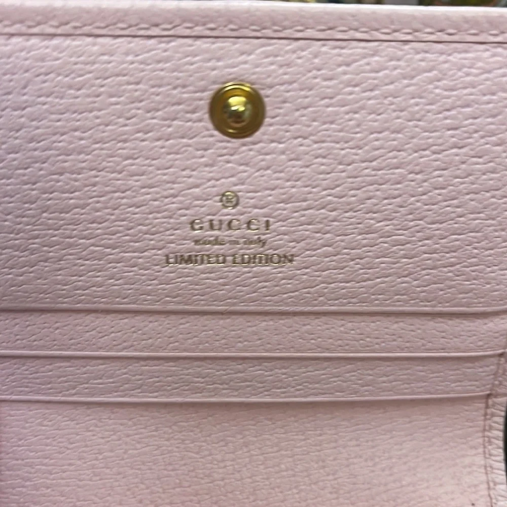 💕SOLD💕Gucci Flora Wallet. Limited edition - Picture 8 of 11